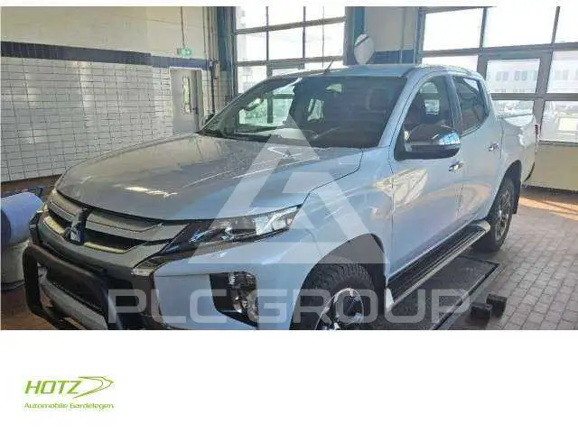 2020 Mitsubishi L200