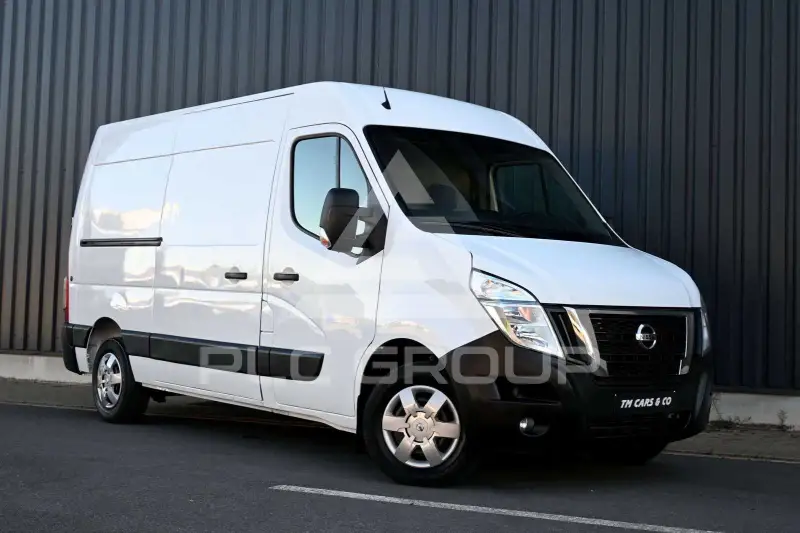 2020 Nissan NV 400