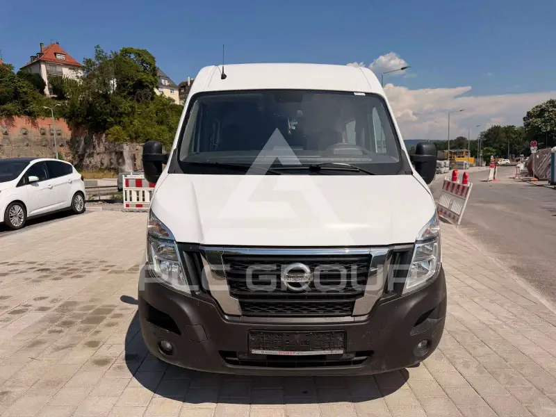 2020 Nissan NV 400