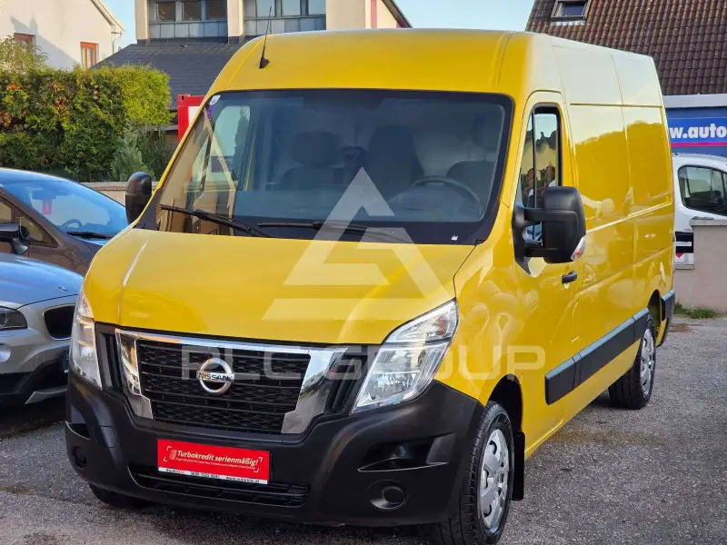 2020 Nissan NV 400