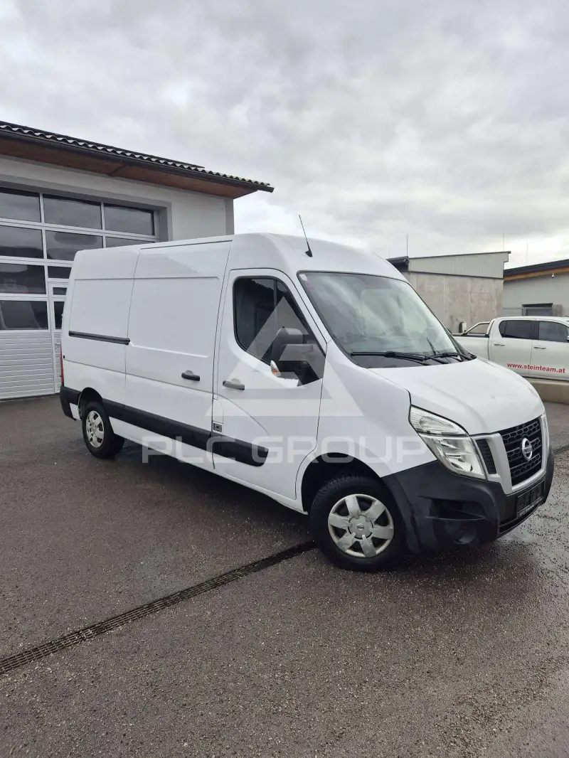 2020 Nissan NV 400