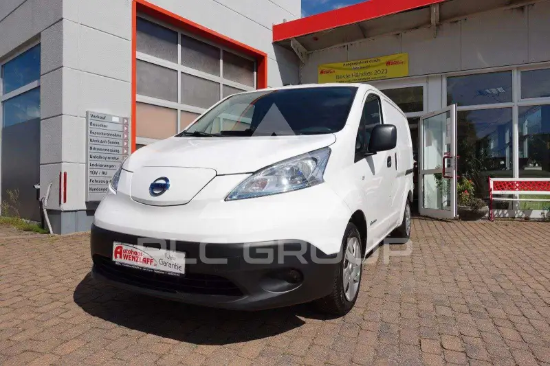 2020 Nissan NV 200