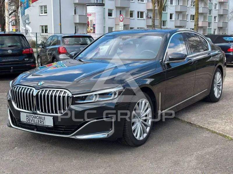 2020 BMW 740