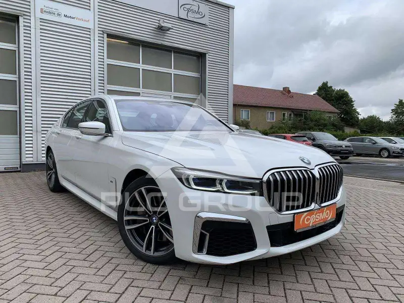 2020 BMW 740