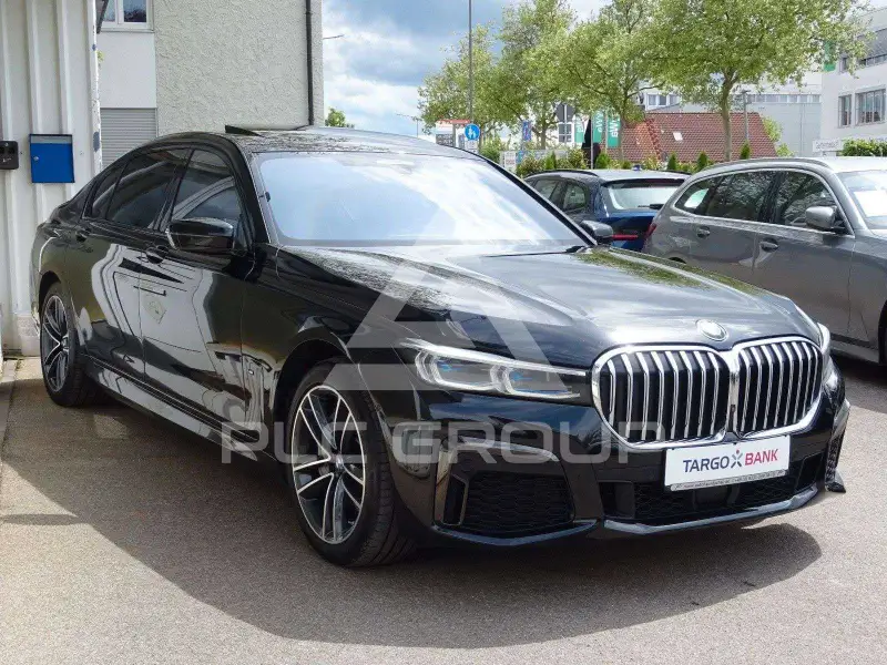 2020 BMW 740