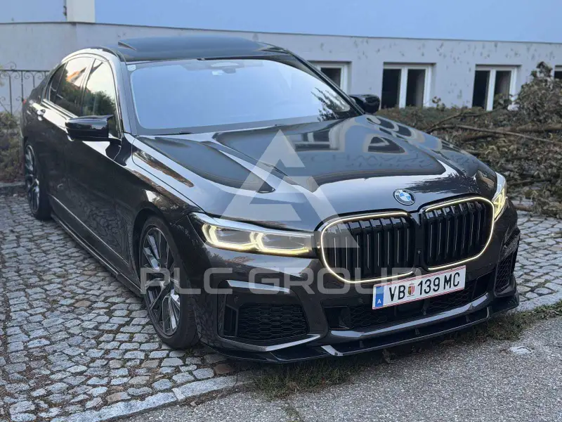 2020 BMW 740