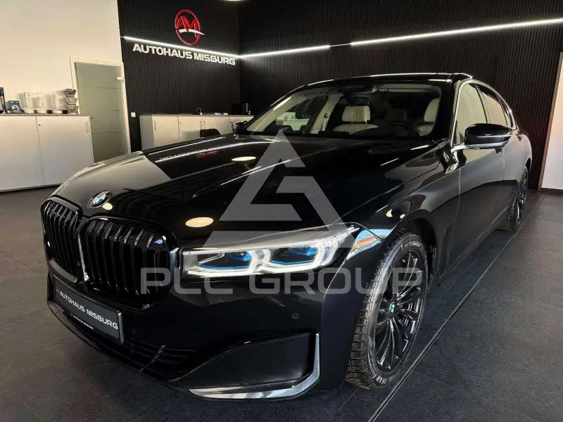 2020 BMW 740