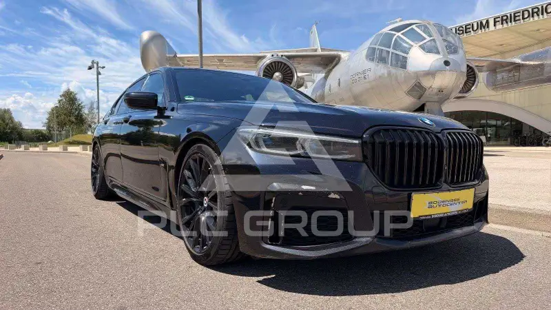 2020 BMW 740