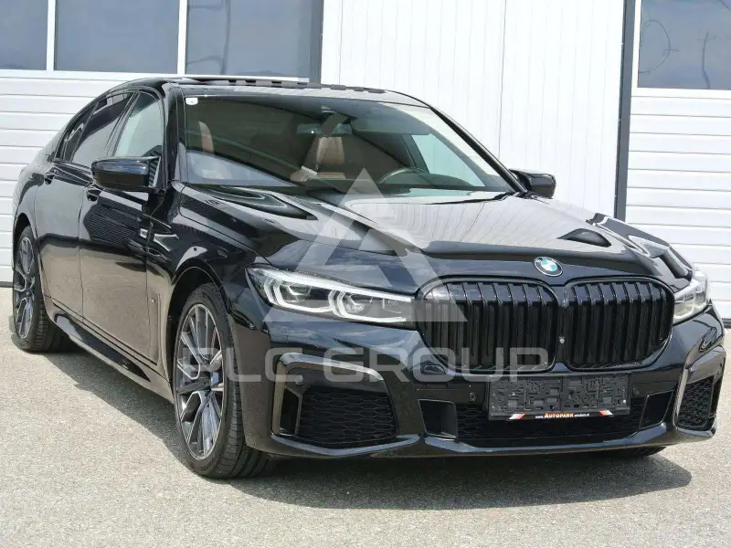 2020 BMW 740