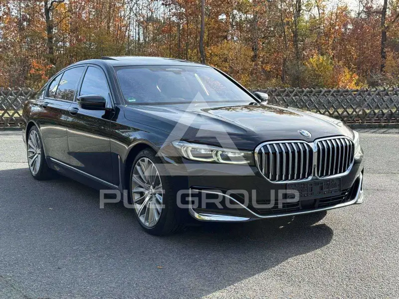2020 BMW 750