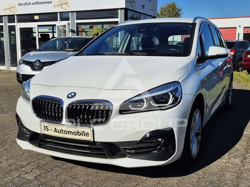 2020 BMW 220