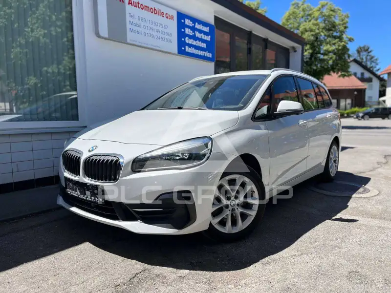 2020 BMW 220