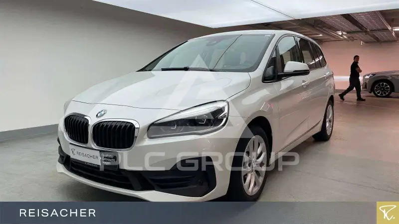 2020 BMW 220