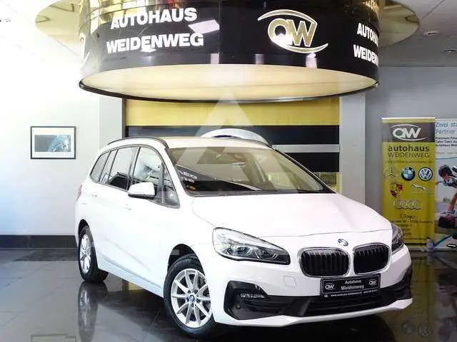 2020 BMW 216