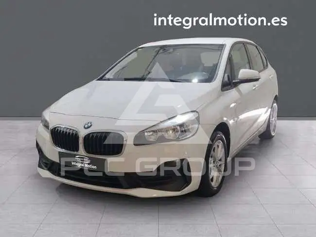2020 BMW 216