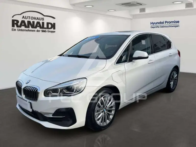 2020 BMW 225