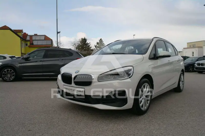 2020 BMW 225