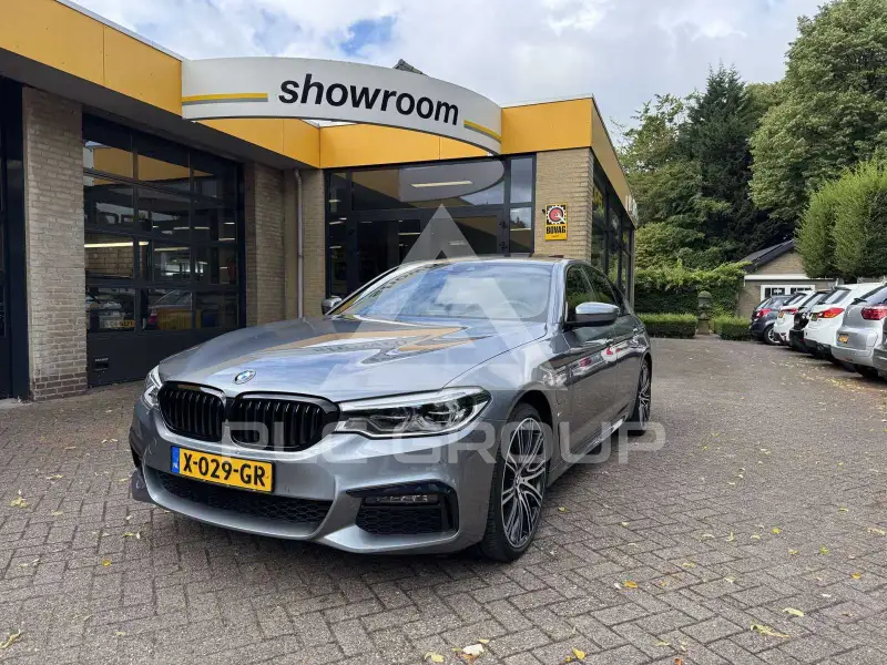 2020 BMW 530