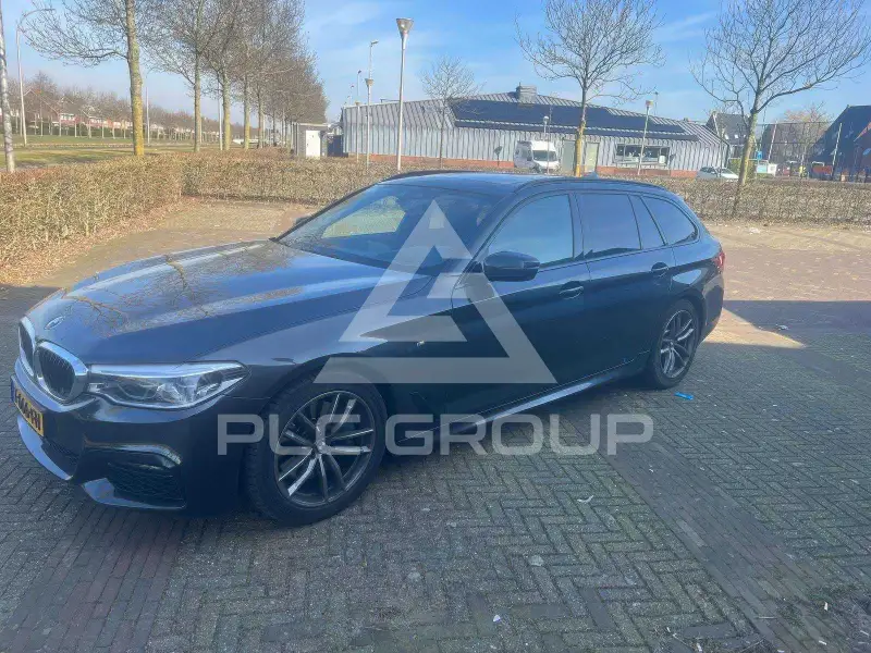 2020 BMW 530