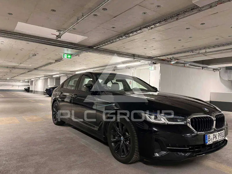 2020 BMW 530