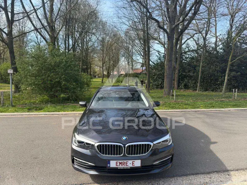 2020 BMW 530
