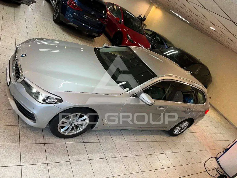 2020 BMW 530
