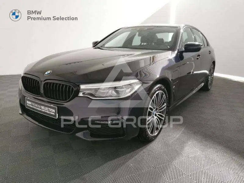 2020 BMW 530