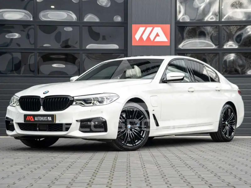 2020 BMW 530