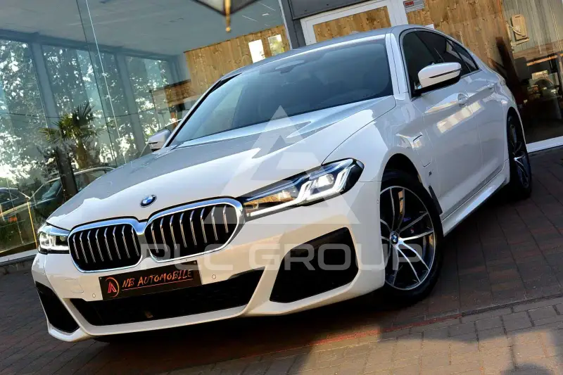 2020 BMW 530