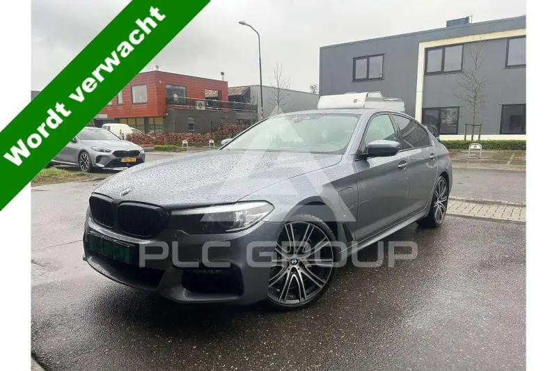 2020 BMW 530