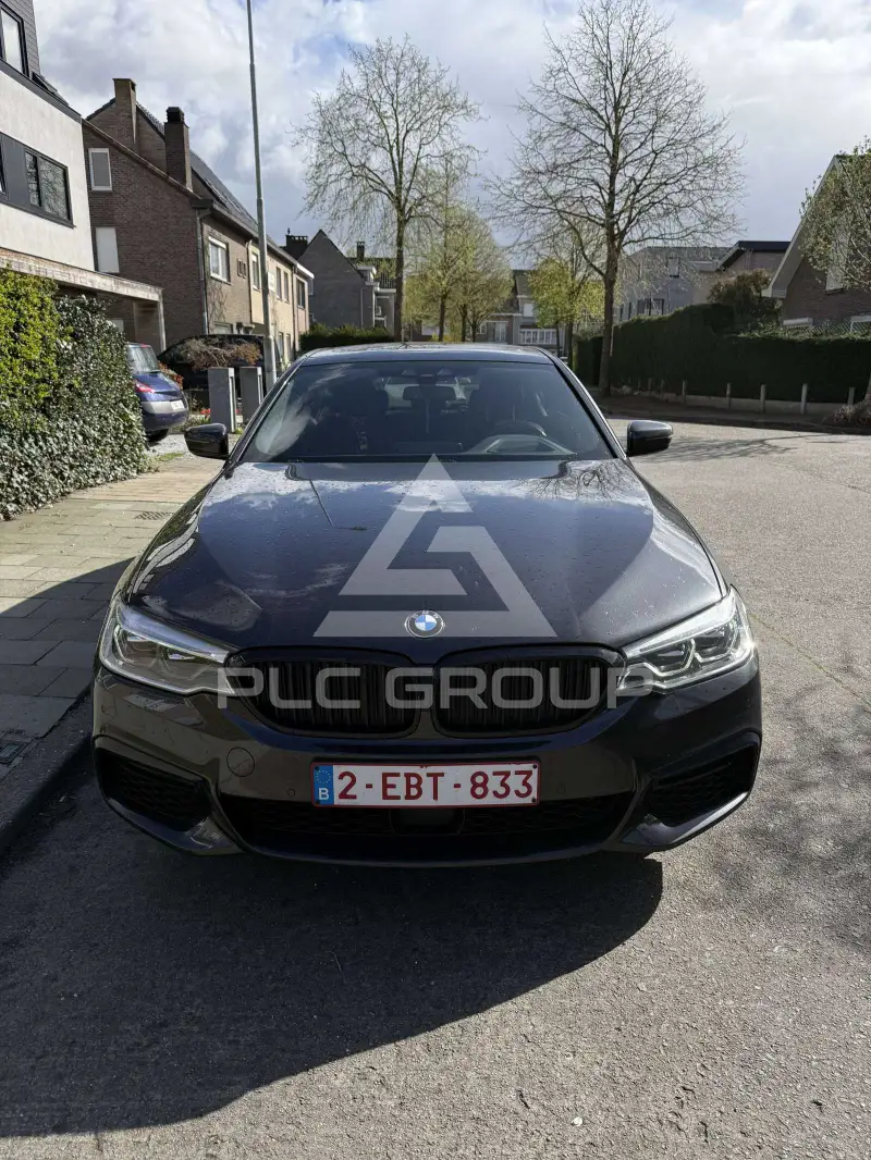 2020 BMW 530