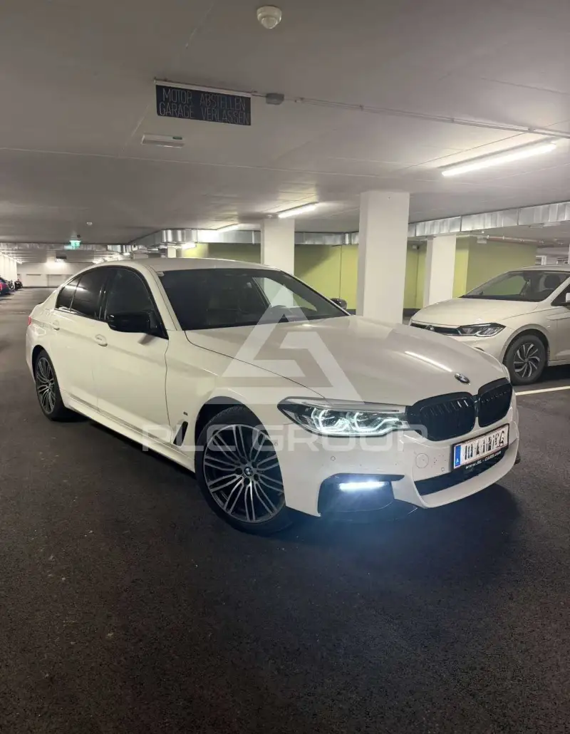 2020 BMW 530