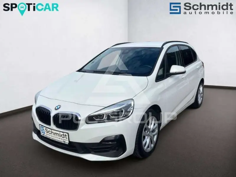 2020 BMW 218