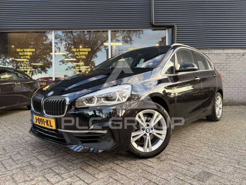 2020 BMW 218