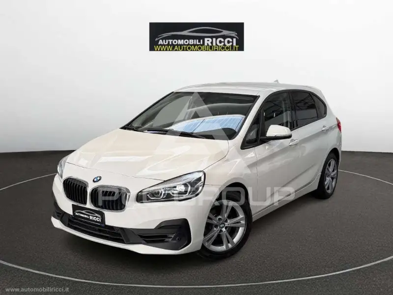 2020 BMW 218