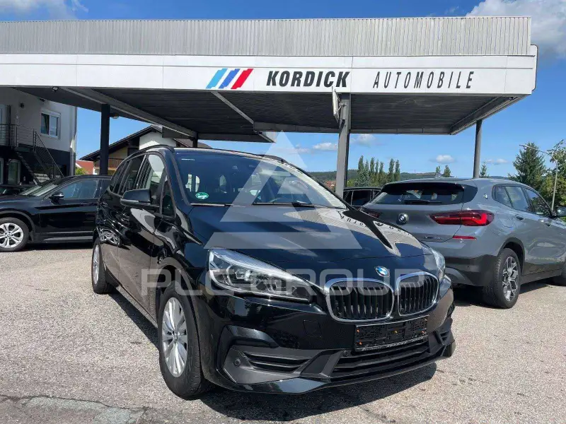 2020 BMW 218