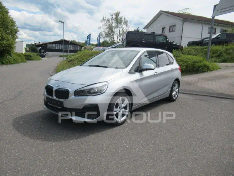 2020 BMW 218