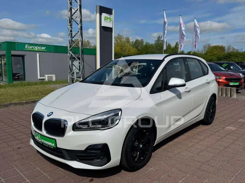 2020 BMW 218
