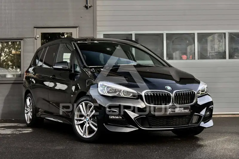 2020 BMW 218