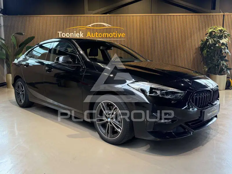 2020 BMW 218