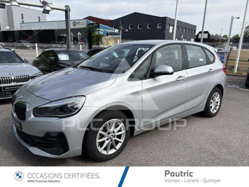 2020 BMW 218