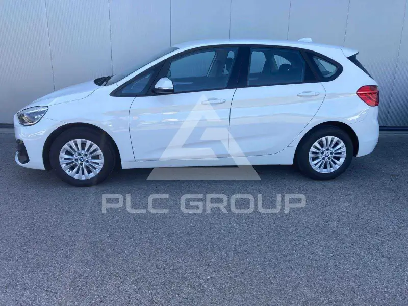 2020 BMW 218