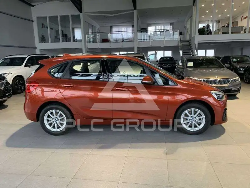 2020 BMW 218
