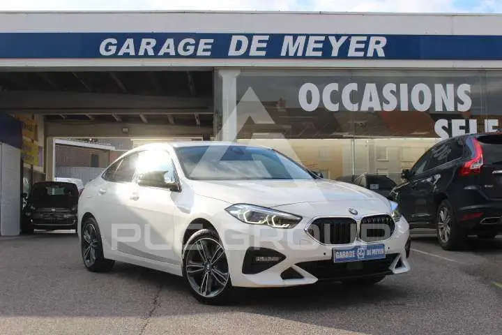 2020 BMW 218