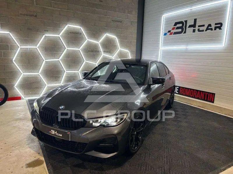 2020 BMW 320