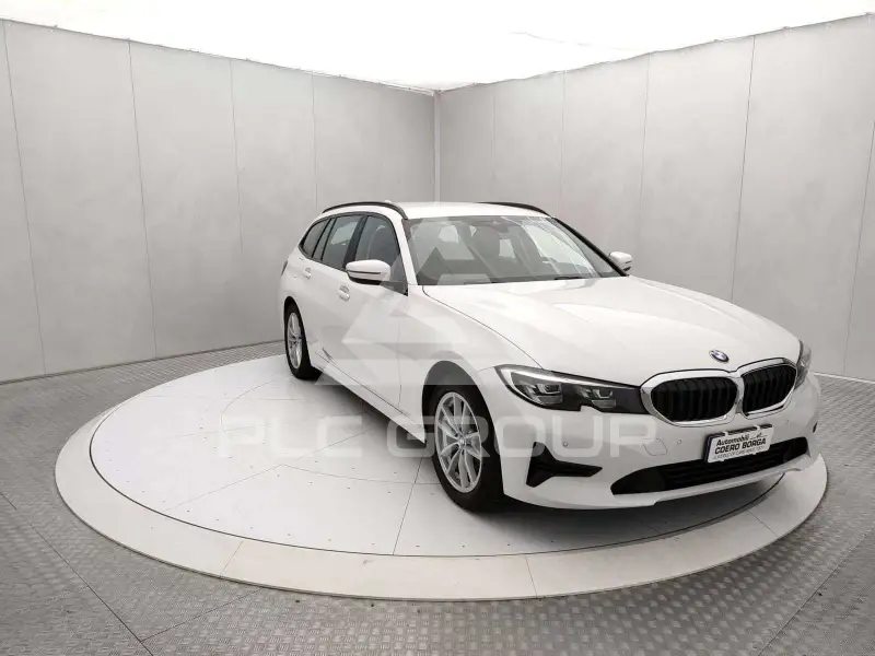 2020 BMW 320