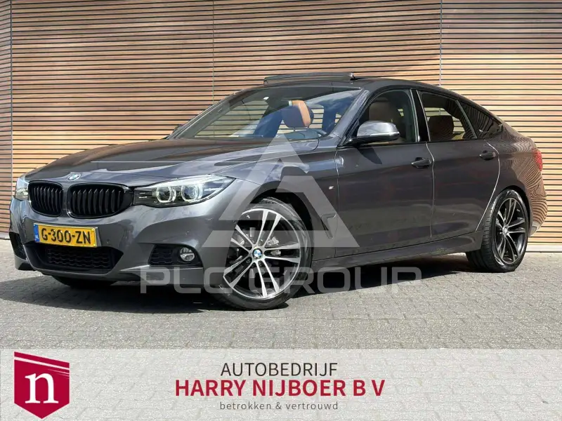 2020 BMW 320