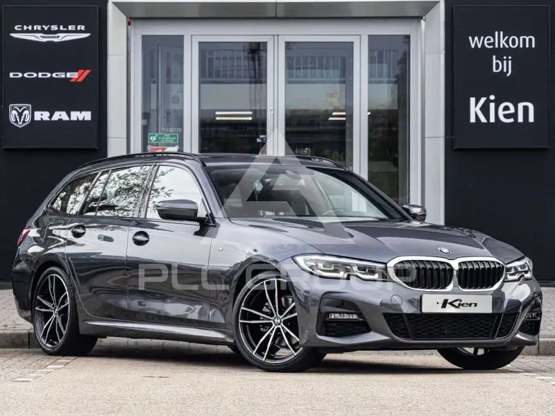 2020 BMW 320