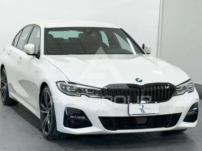 2020 BMW 320