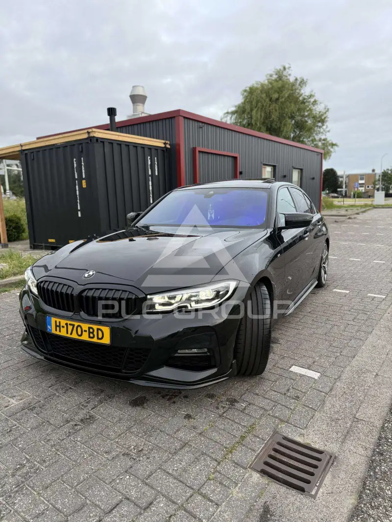 2020 BMW 320